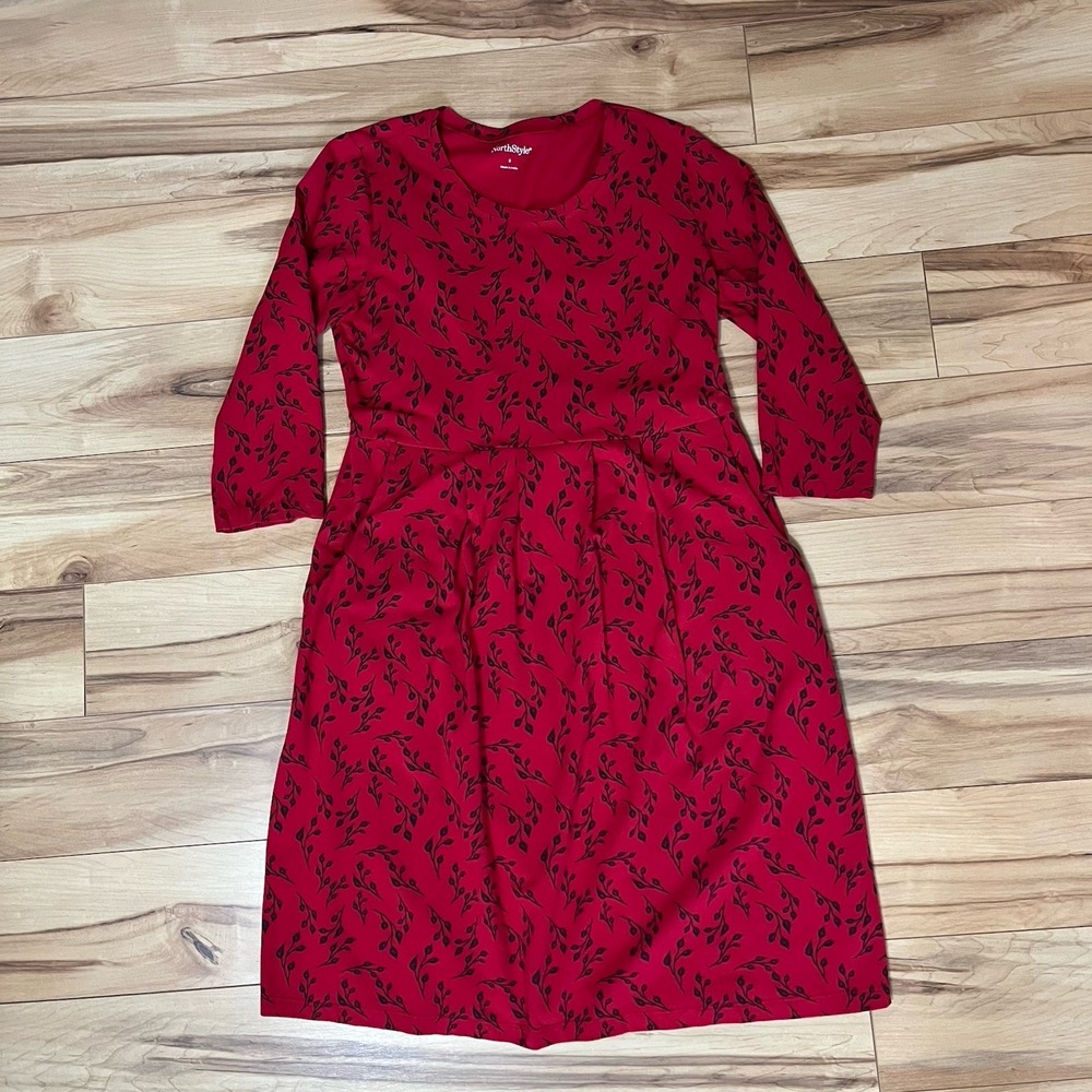 NorthStyle A Line Dress Red Vine Print Sz S Pockets 3/4 Sleeves Cotton Blend